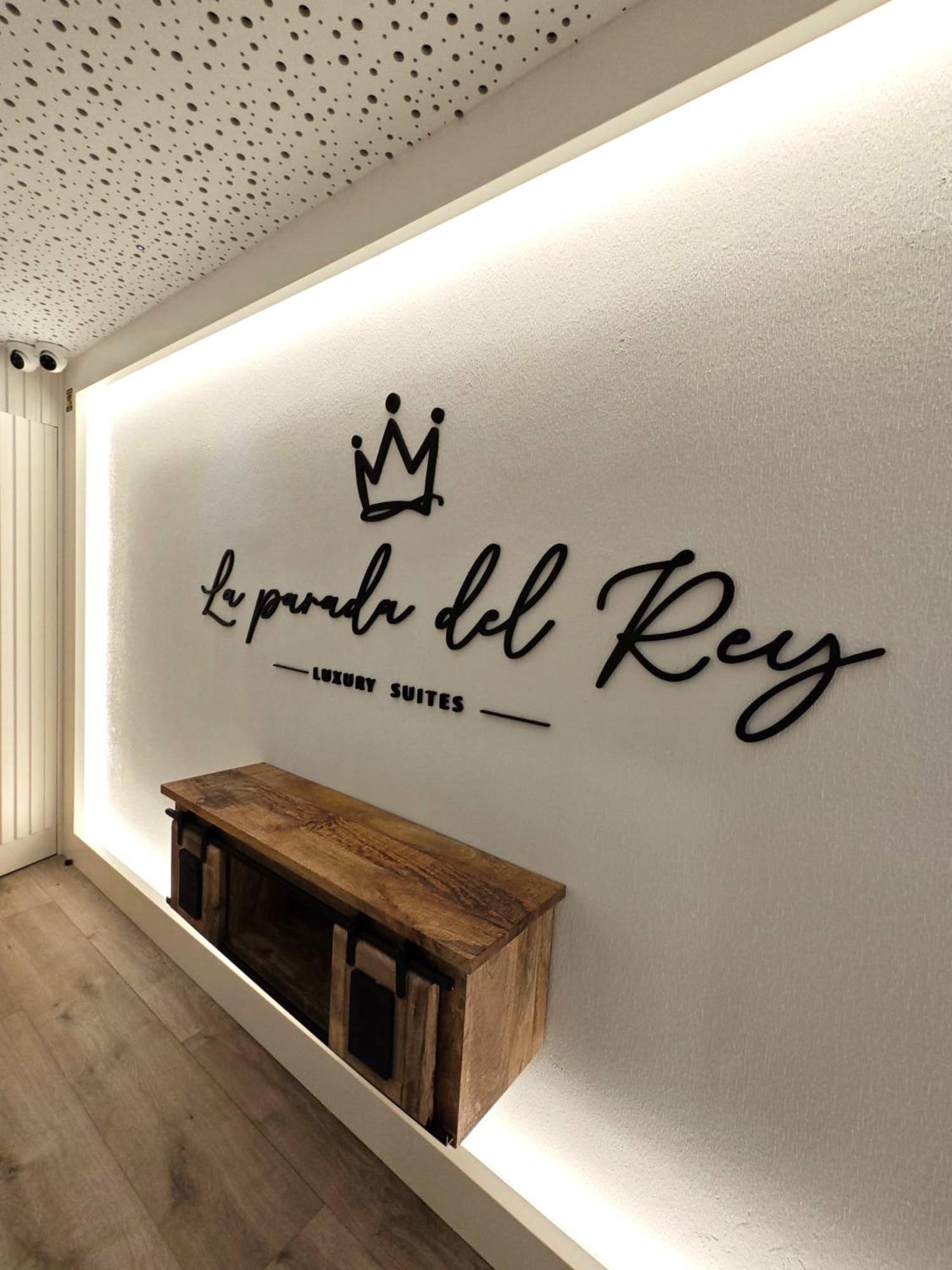 La Parada Del Rey - Luxury Suites Plasencia Exterior foto