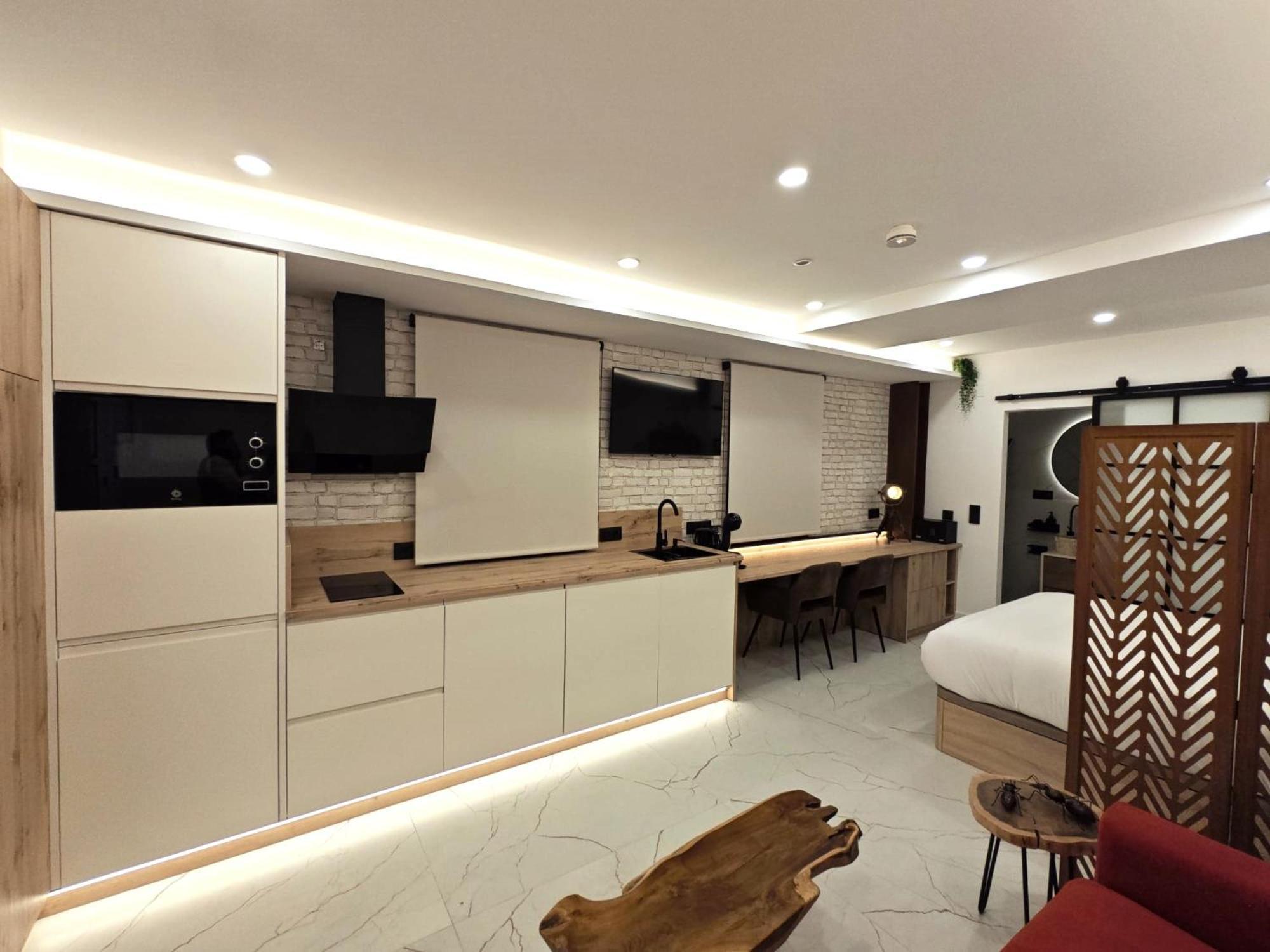 La Parada Del Rey - Luxury Suites Plasencia Exterior foto